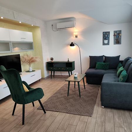 Apartments Aurora زادار الغرفة الصورة