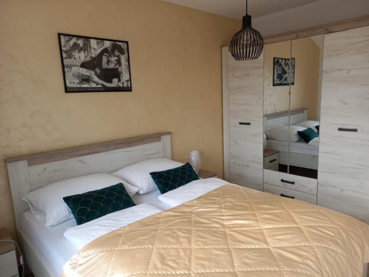 Apartments Aurora زادار المظهر الخارجي الصورة