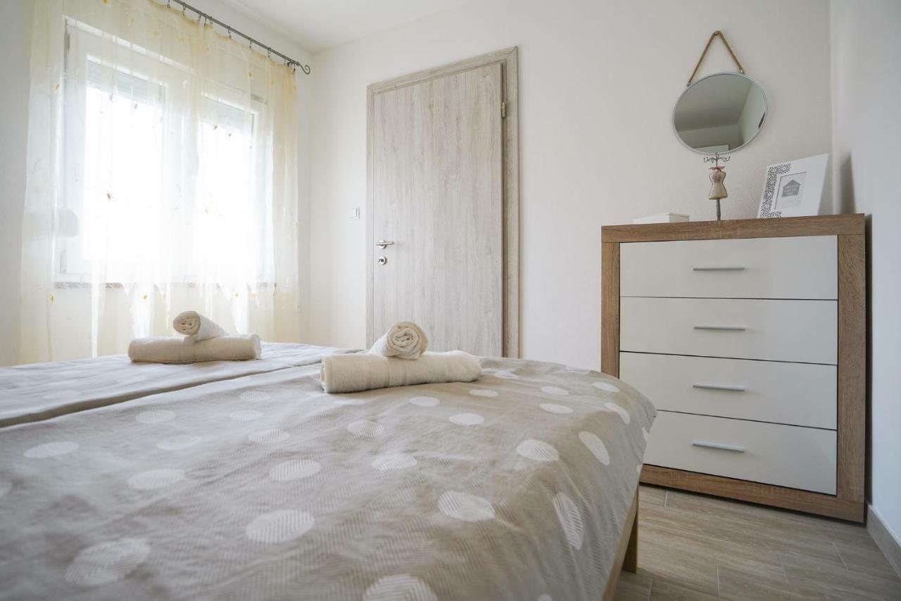 Apartments Aurora زادار المظهر الخارجي الصورة